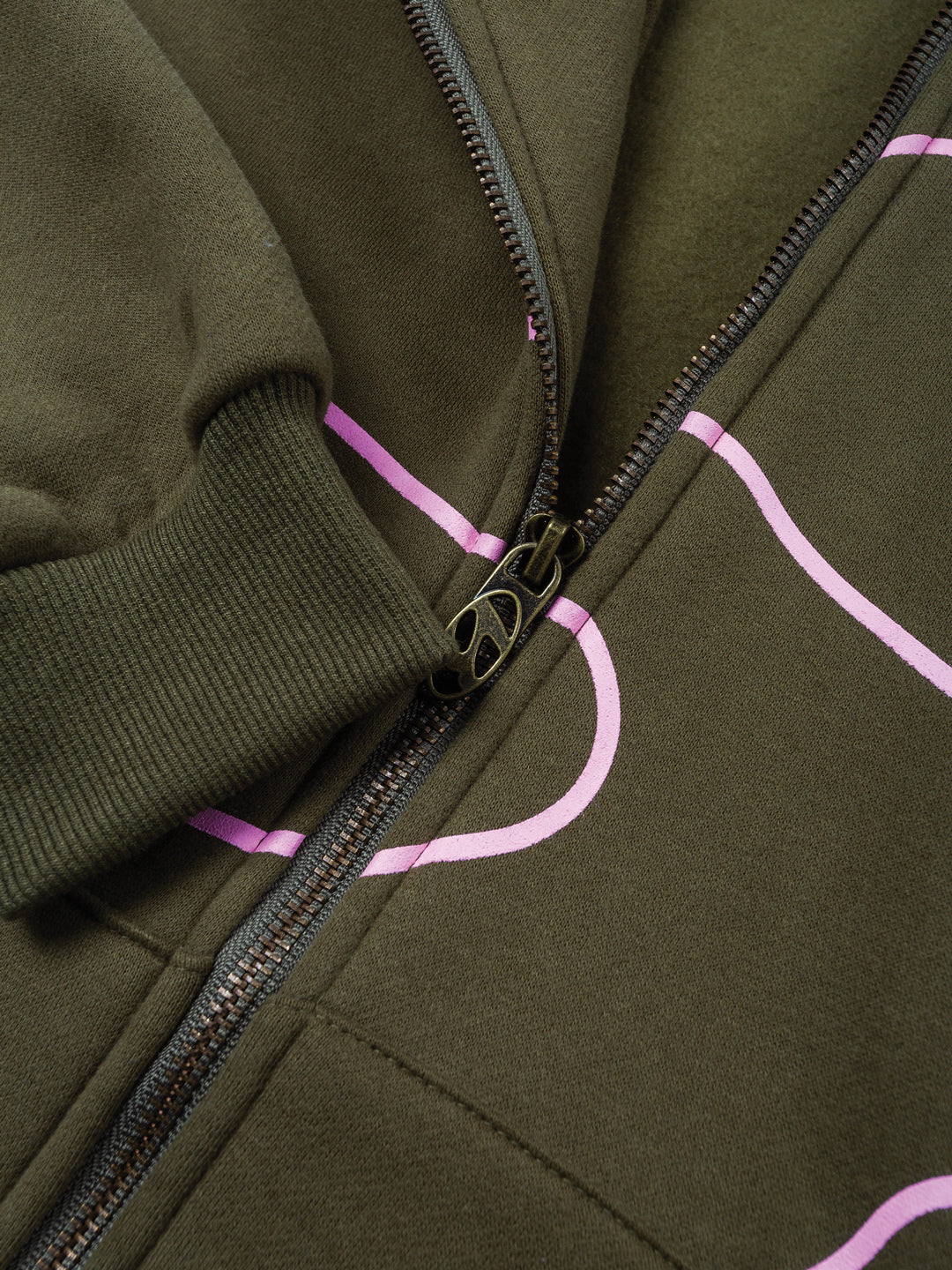 ‘Byundai’ Zip Thru Hood