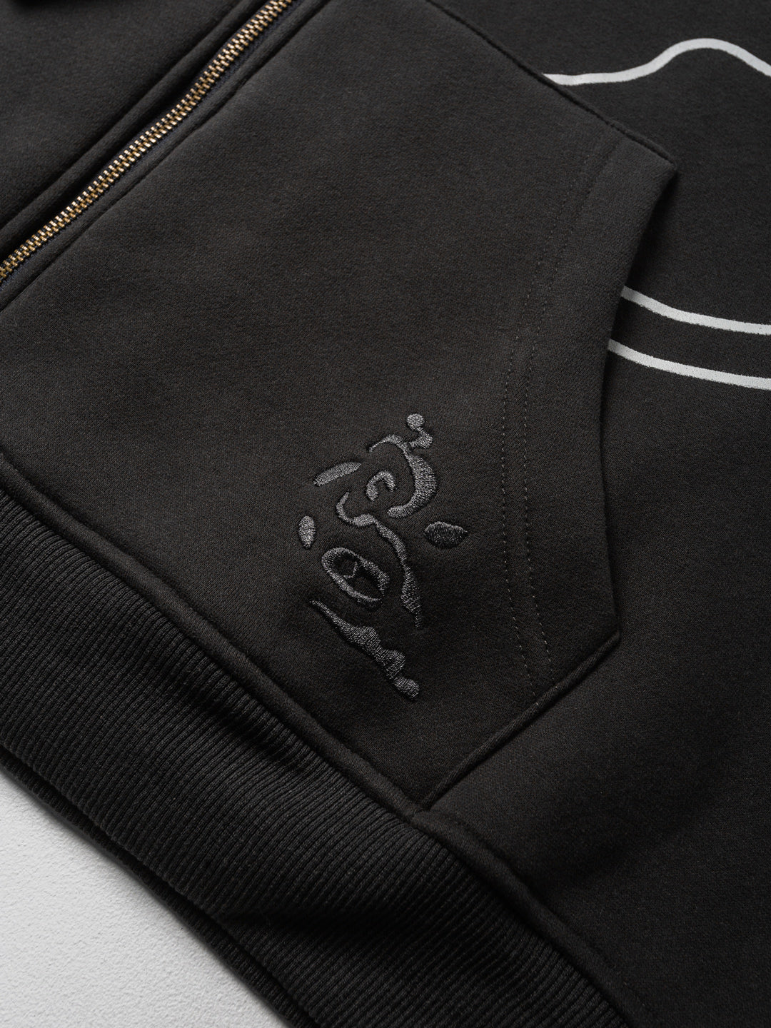 ‘Byundai’ Zip Thru Hood