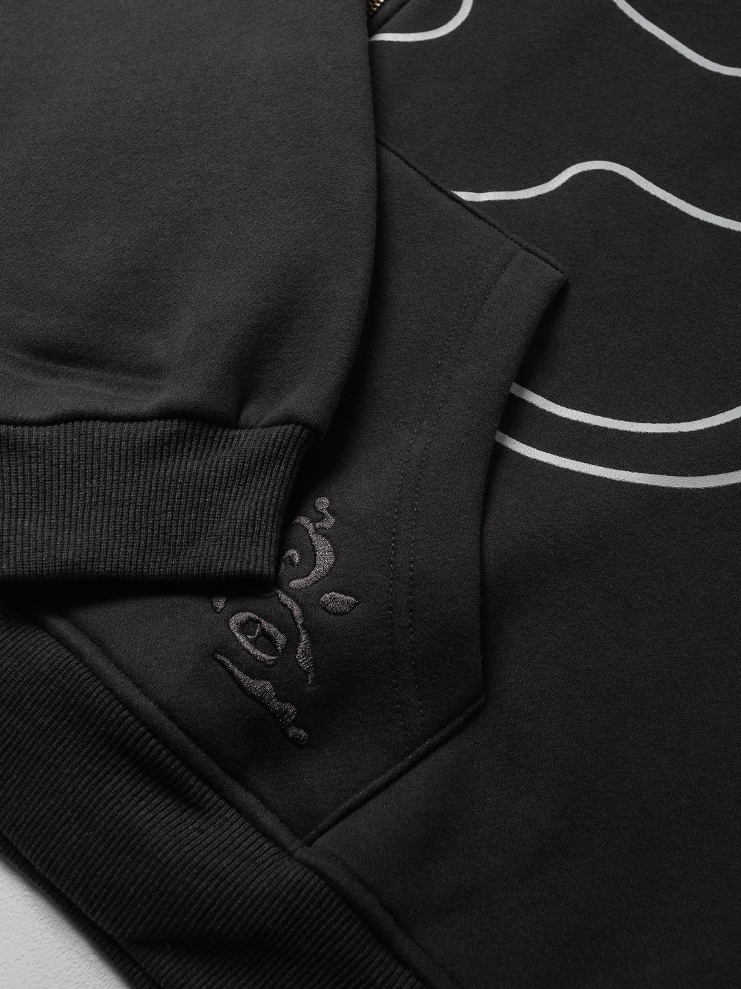 ‘Byundai’ Zip Thru Hood