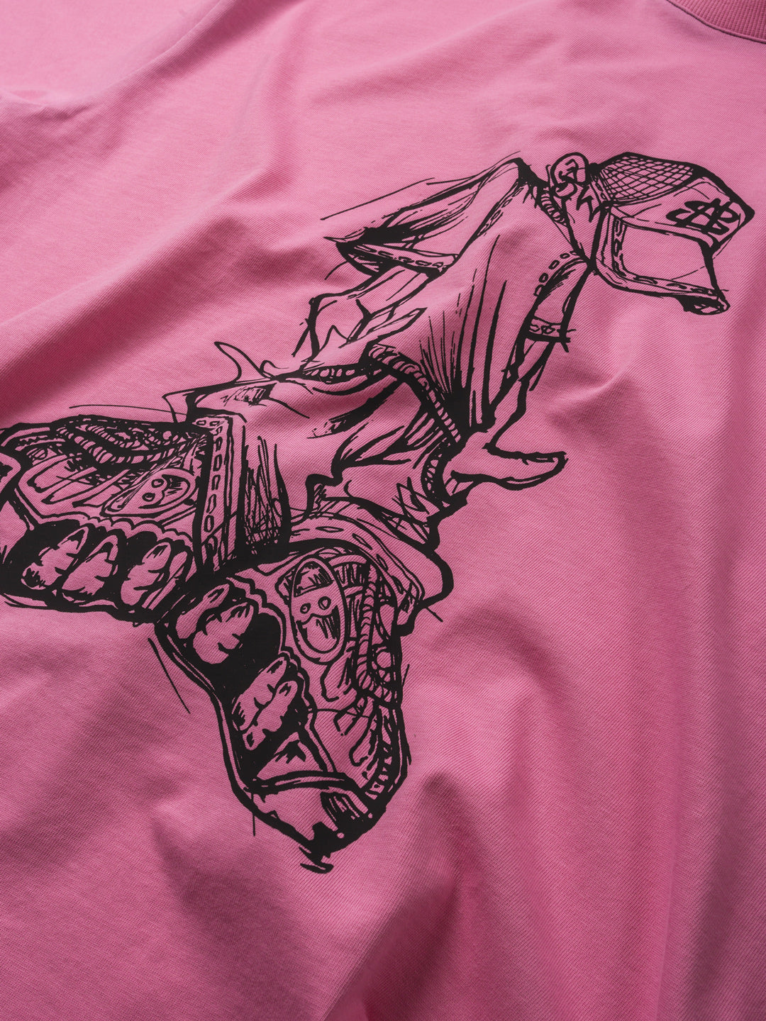 'Lurker' Tee