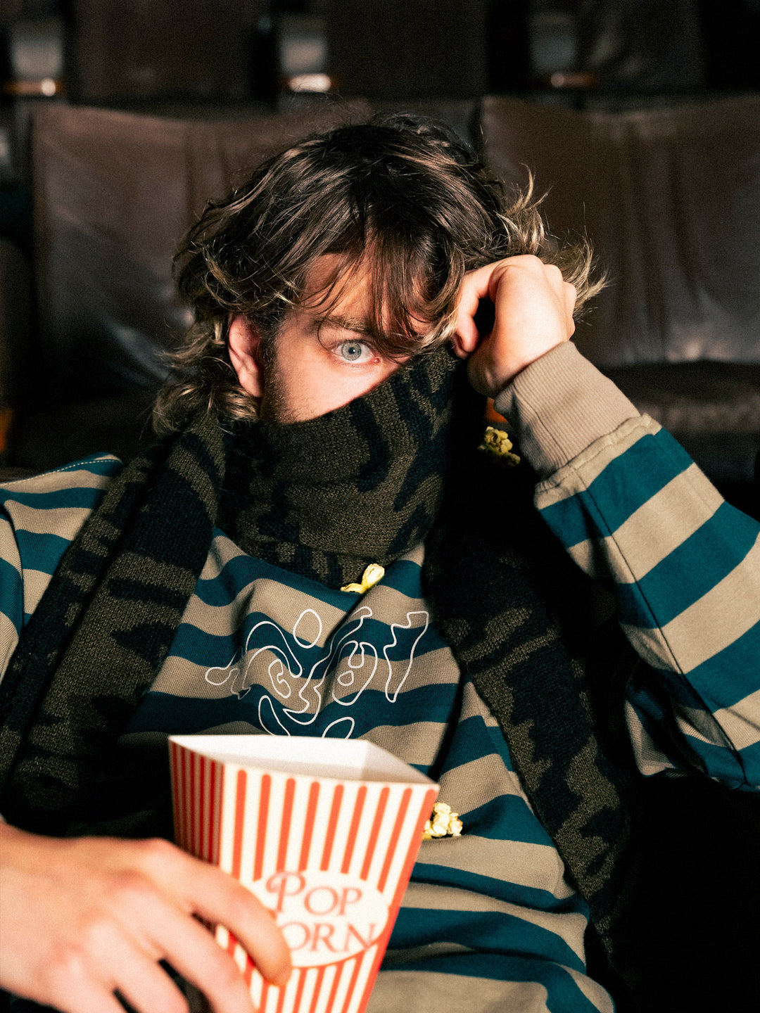 'Headlock' Scarf