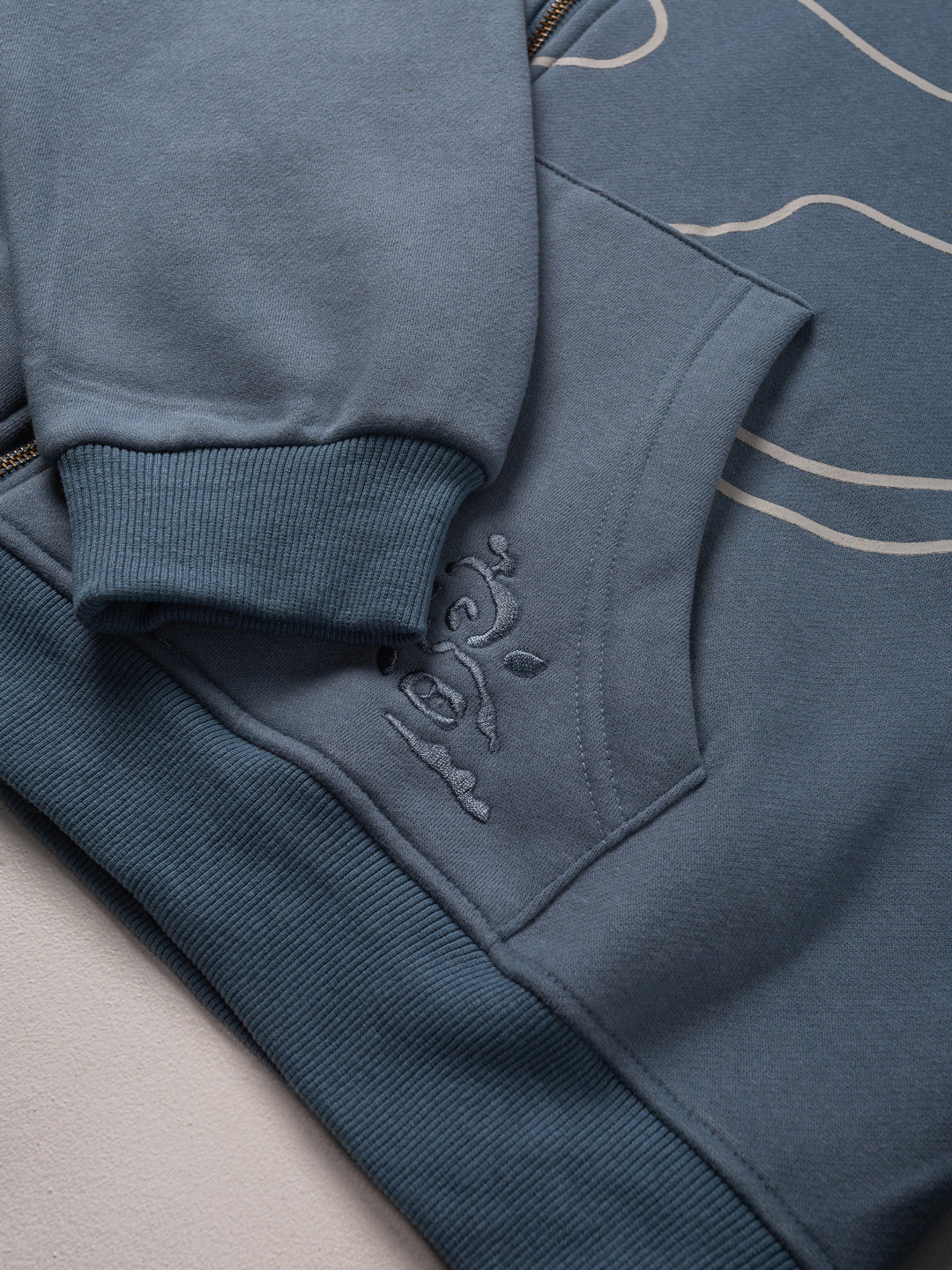 ‘Byundai’ Zip Thru Hood